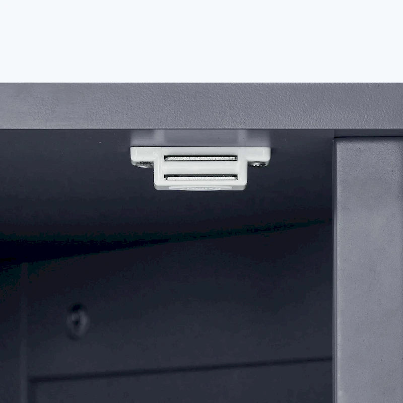 Meuble de salle de bain d'angle triangulaire avec étagère