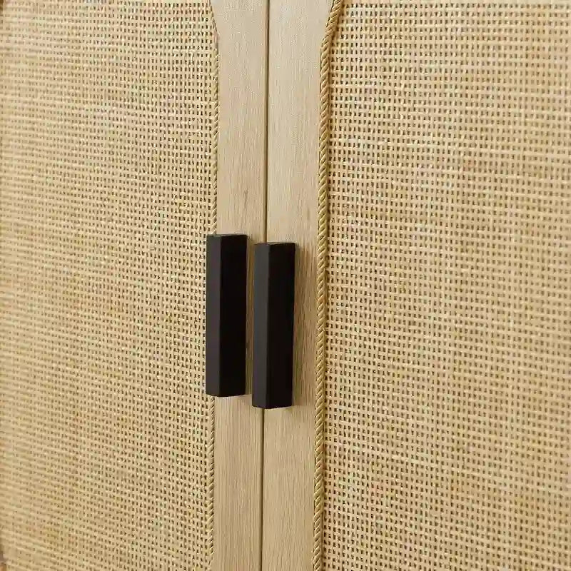 Meuble bas de cuisine avec portes décoratives en rotin